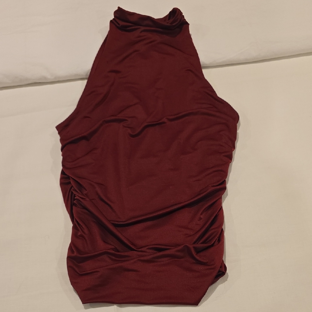 Guess Women's High-Neck Sleeveless Camisole - Burgundy